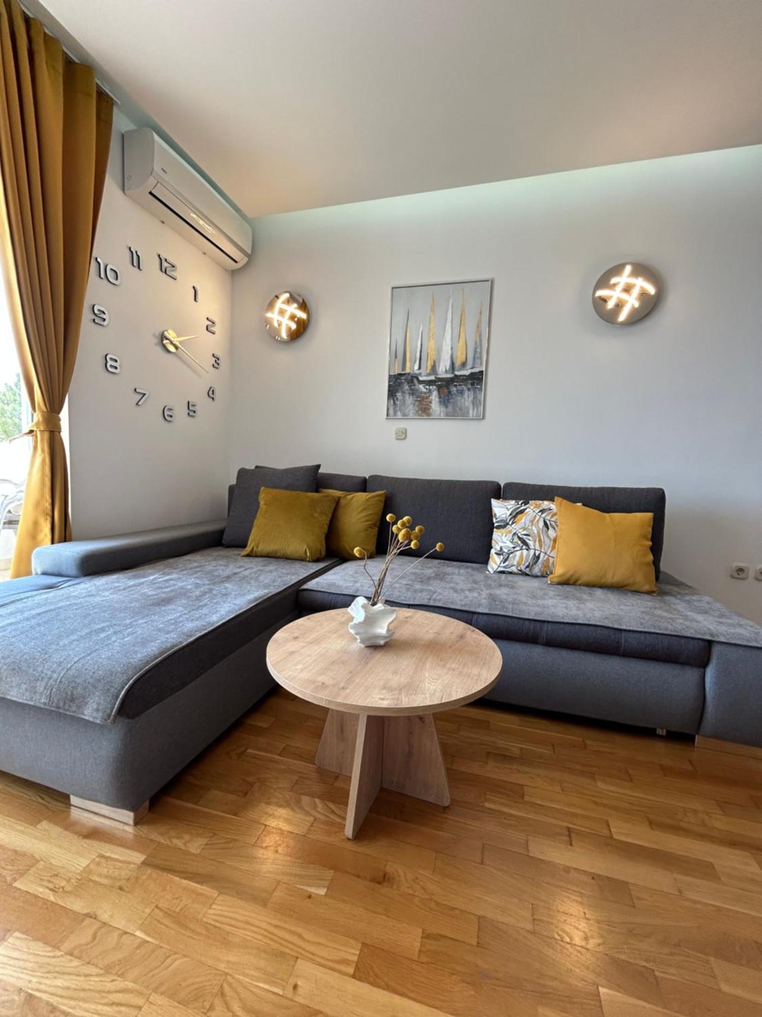 Seayou Apartment Baška Voda Esterno foto